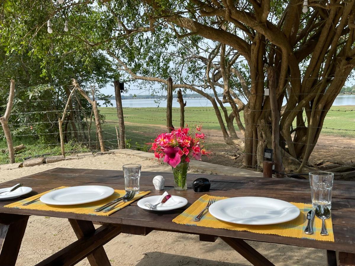 Yala Lake View Cabanas Tissamaharama Luaran gambar
