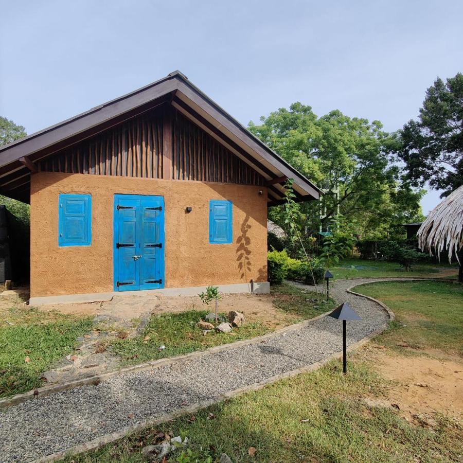 Yala Lake View Cabanas Tissamaharama Luaran gambar